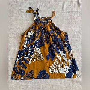 Manuheali’i Womens Top - Size M